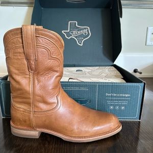 Tecovas Jake size 9 D calfskin Station Tan
